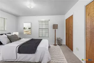 1310 Lakewinds Cir, New Braunfels, TX 78130 - Photo 18