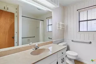 1310 Lakewinds Cir, New Braunfels, TX 78130 - Photo 22