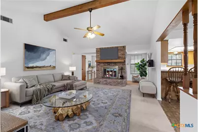 1310 Lakewinds Circle, New Braunfels, TX 78130 - Photo 2