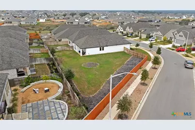 655 Vireos Street, New Braunfels, TX 78132 - Photo 2