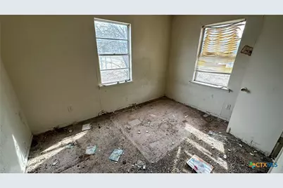 715 W Avenue B, Copperas Cove, TX 76522 - Photo 20