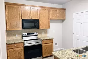 332 Arnold Dr, Belton, TX 76513 - Photo 8