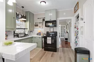 314 W Brackenridge St, Edna, TX 77957 - Photo 10