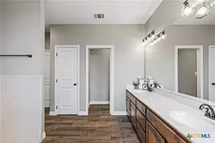 5562 Denmans Loop, Belton, TX 76513 - Photo 26