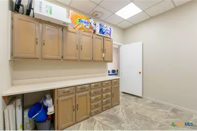 309 S Key Avenue, Lampasas, TX 76550 - Photo 26