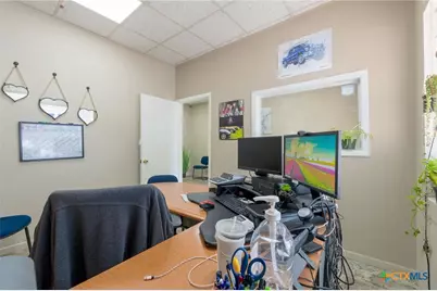 309 S Key Avenue, Lampasas, TX 76550 - Photo 24