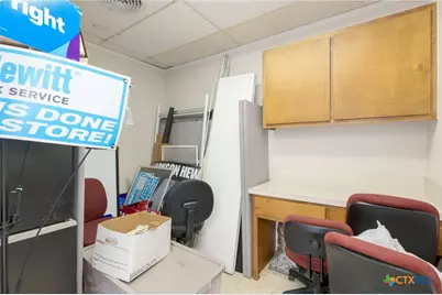 309 S Key Avenue, Lampasas, TX 76550 - Photo 12