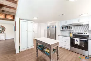 2742 Co Rd 111, Lampasas, TX 76550 - Photo 8