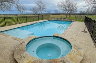 198 Co Rd 310, Yoakum, TX 77995 - Photo 28