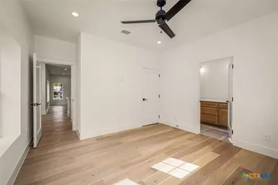 1672 Hillcrest Forest, Canyon Lake, TX 78133 - Photo 16