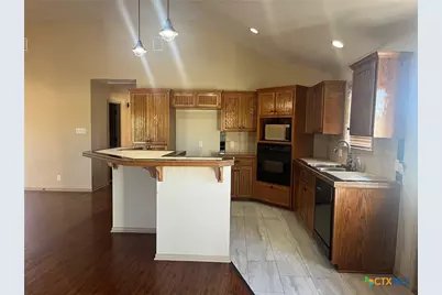 3076 County Road 1045, Lampasas, TX 76550 - Photo 16