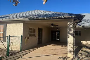 3076 County Rd 1045, Lampasas, TX 76550 - Photo 6