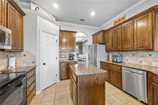 1704 Dawson Spur, Belton, TX 76513 - Photo 4