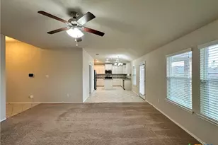 702 Deborah Kay Dr, Killeen, TX 76542 - Photo 8