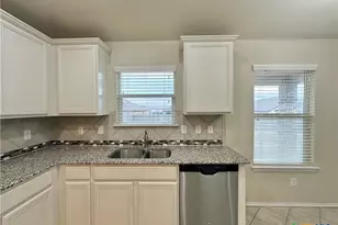 702 Deborah Kay Dr, Killeen, TX 76542 - Photo 14