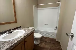 532 Post Office St, Kingsbury, TX 78638 - Photo 18