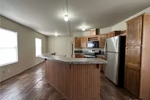 532 Post Office St, Kingsbury, TX 78638 - Photo 10