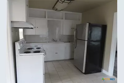 214 E Munroe Avenue, Temple, TX 76501 - Photo 4