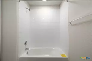 925 Gerardia Ct, Seguin, TX 78155 - Photo 16