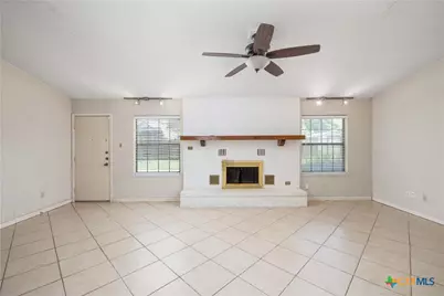 953 Lazy Trail, New Braunfels, TX 78130 - Photo 10