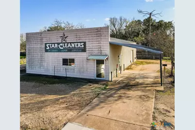 201 S Ridge Street, Hallettsville, TX 77964 - Photo 1