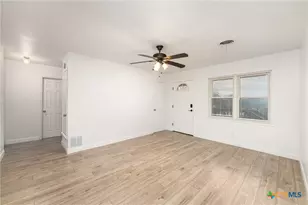 2122 Circle Dr, Copperas Cove, TX 76522 - Photo 14