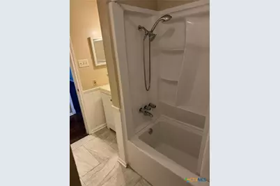 510 N Bauer Street, Seguin, TX 78155 - Photo 12