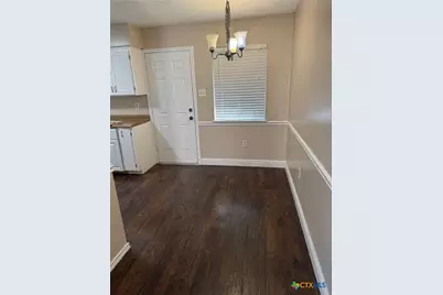 510 N Bauer Street, Seguin, TX 78155 - Photo 8