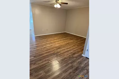 510 N Bauer Street, Seguin, TX 78155 - Photo 10