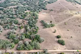 415 Co Rd 457, Hallettsville, TX 77964 - Photo 40