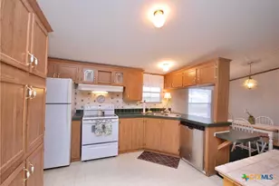 415 Co Rd 457, Hallettsville, TX 77964 - Photo 12