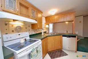 415 Co Rd 457, Hallettsville, TX 77964 - Photo 14