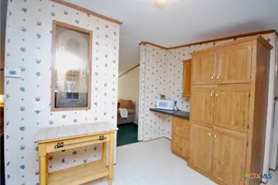 415 Co Rd 457, Hallettsville, TX 77964 - Photo 22