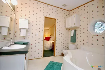 415 County Road 457, Hallettsville, TX 77964 - Photo 20