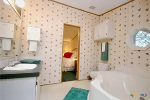 415 Co Rd 457, Hallettsville, TX 77964 - Photo 20