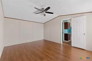 195 Gato Rd, Cedar Creek, TX 78612 - Photo 18