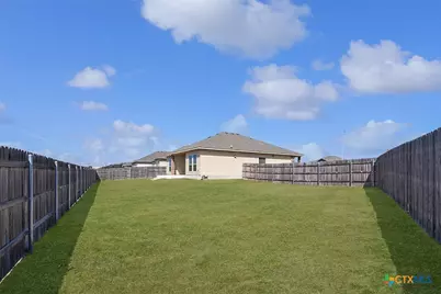 1040 Lakeway Crossing Drive, Temple, TX 76502 - Photo 16