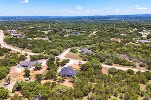 742 Rayner Ranch Blvd, Spring Branch, TX 78070 - Photo 32