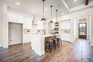 742 Rayner Ranch Blvd, Spring Branch, TX 78070 - Photo 6