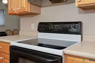 109 Massanet St, Port Lavaca, TX 77979 - Photo 20