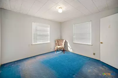 109 Massanet Street, Port Lavaca, TX 77979 - Photo 12