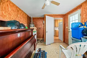 109 Massanet St, Port Lavaca, TX 77979 - Photo 24
