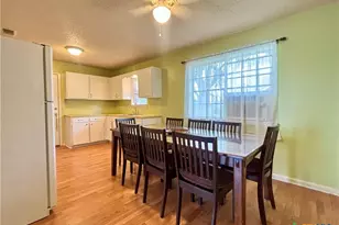 1615 Meadowview Dr, Port Lavaca, TX 77979 - Photo 16