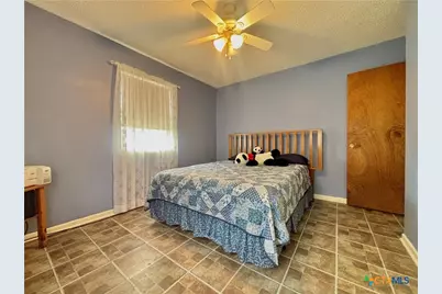 1615 Meadowview Drive, Port Lavaca, TX 77979 - Photo 8