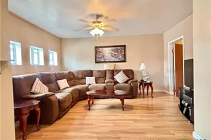 1615 Meadowview Dr, Port Lavaca, TX 77979 - Photo 24