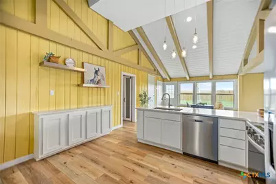 2212 Larry Drive, Port Lavaca, TX 77979 - Photo 18