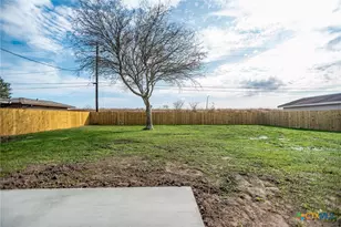 2212 Larry Dr, Port Lavaca, TX 77979 - Photo 8