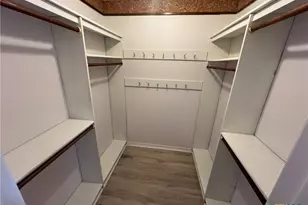 146 Forest Dr, Seguin, TX 78155 - Photo 12