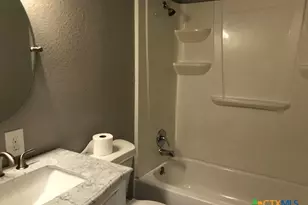 2316 N Austin St, Seguin, TX 78155 - Photo 6