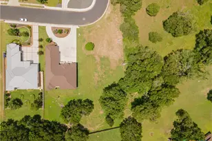 601 Oak Creek Pkwy, Seguin, TX 78155 - Photo 8